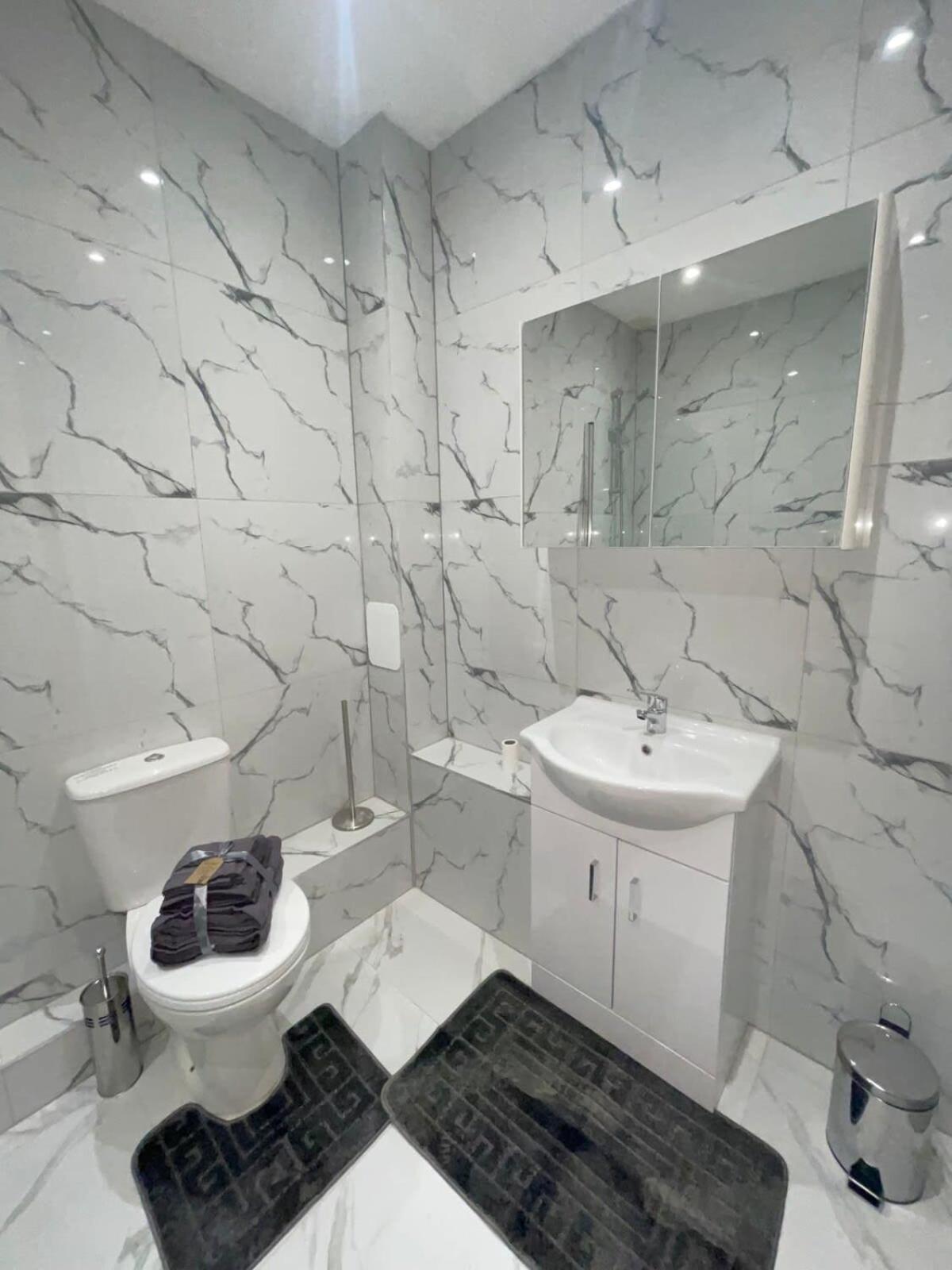 1 Bedroom Apartment - Flitwick - Contractor Friendly - Tourist Ready - Full Kitchen - Wifi - Smart Tv - Sofa Bed - Free Parking - Ideal For Short Or Long Stays Exterior photo